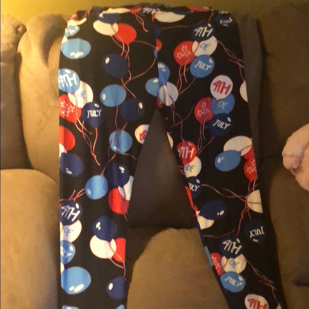 Lularoe July 4th TC Leggings